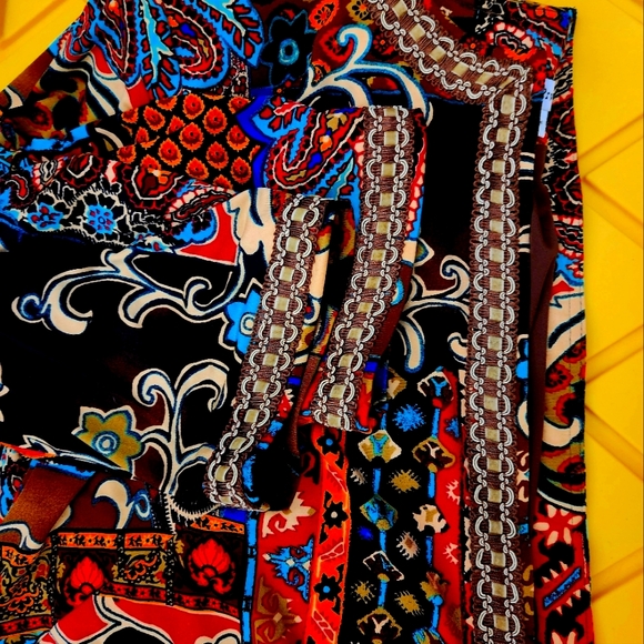 Joan Rivers, 2XL 3/4 sleeve, lined, glamours travel jacket. - Picture 4 of 16